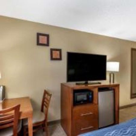 Comfort Inn Gurnee Near Six Flags Экстерьер фото